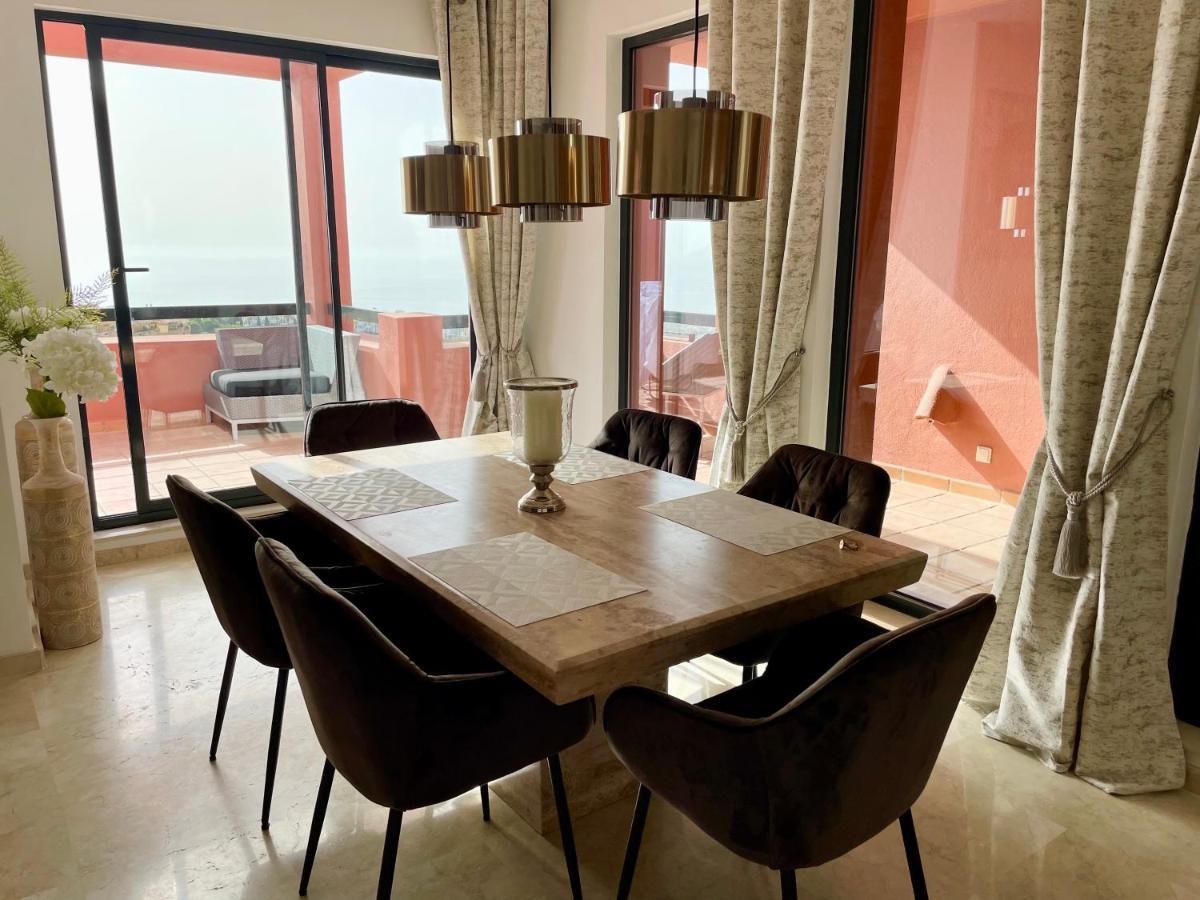 Calahonda Luxury Apartment With A Stunning Sea View Михас Экстерьер фото